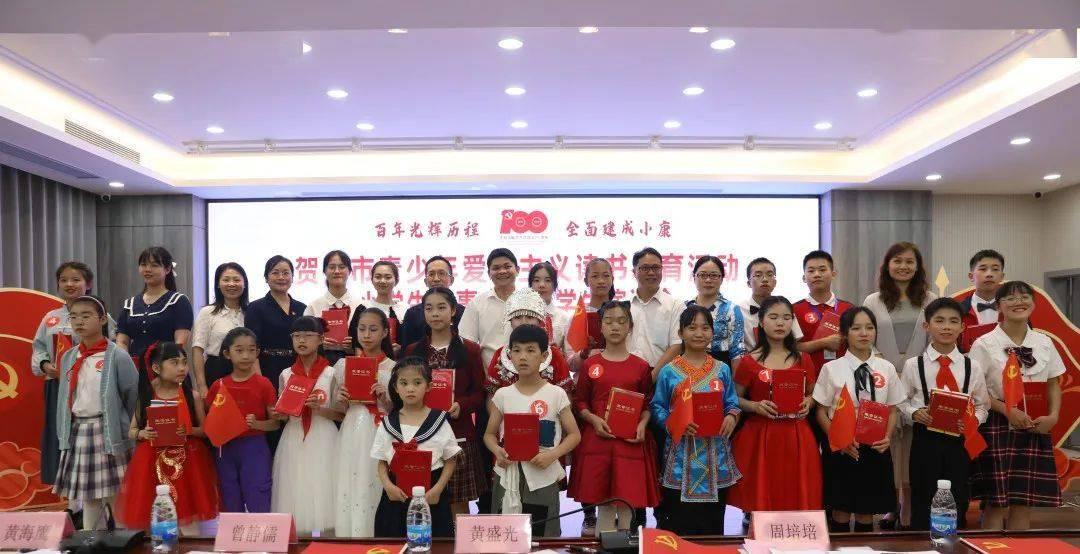 为什么有的男人喜欢胸小的？游戏画面